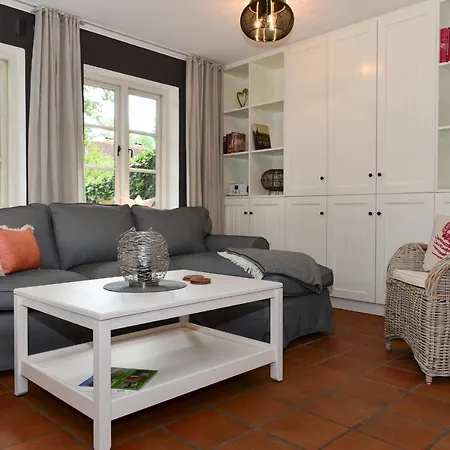 Farnweg 7 Whg C Aussenhaus West Holiday home *