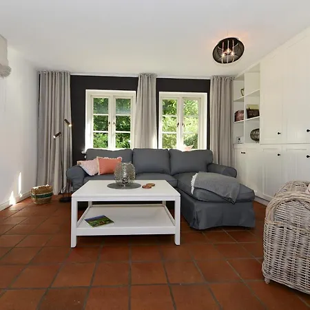 Hébergement de vacances Farnweg 7 Whg C Aussenhaus West